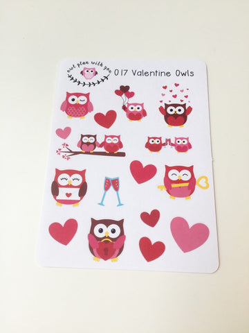 O17 || 16 Valentine Owls Stickers