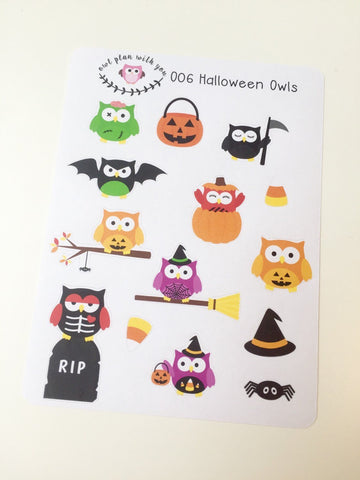 O06 || 14 Halloween Owls Stickers